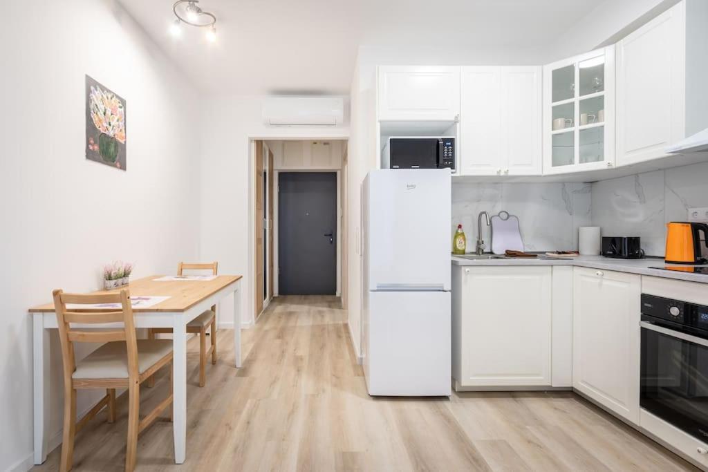 Oaks Studio With Balcony Budapeşte Dış mekan fotoğraf